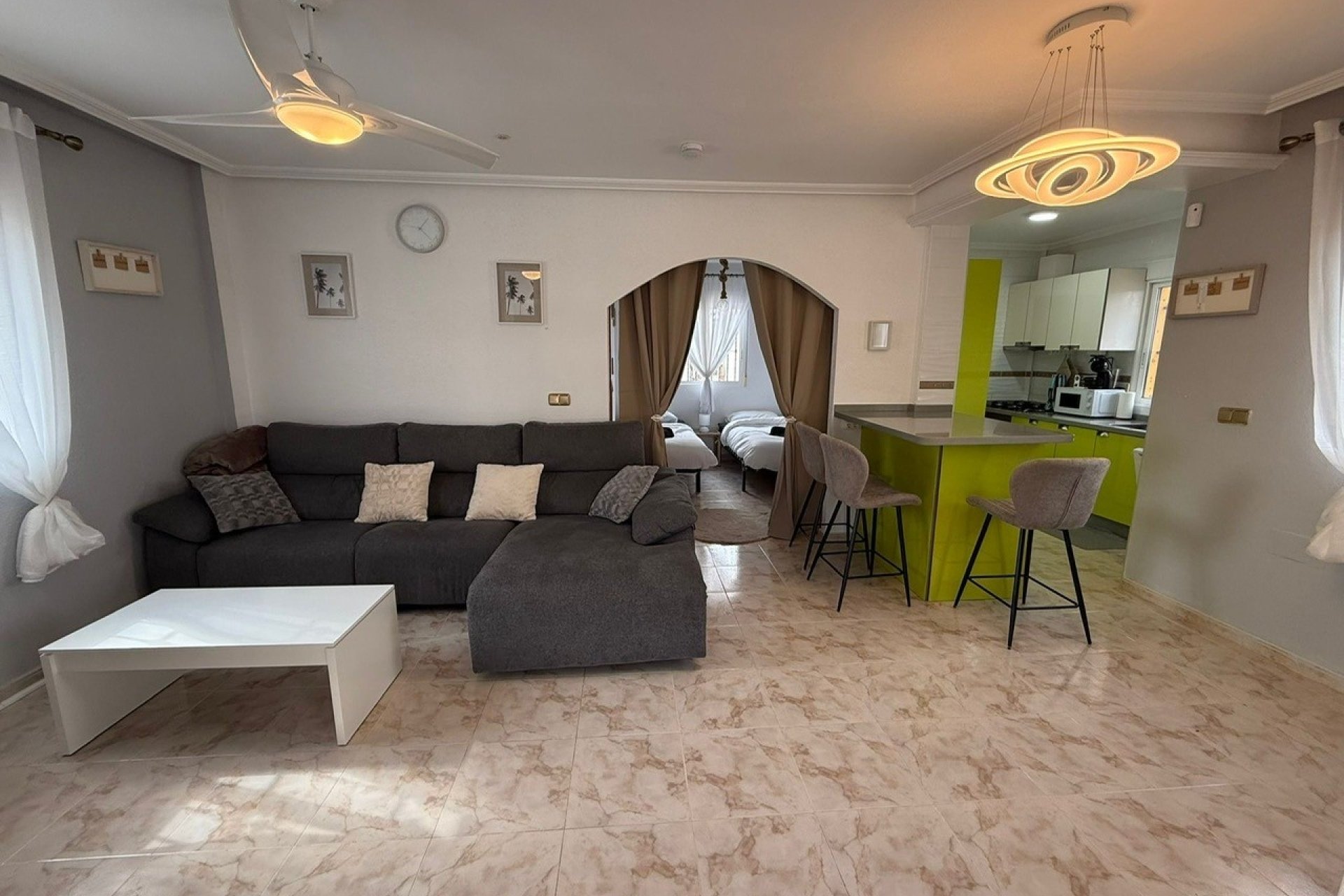 Resale - Villa -
Orihuela Costa - Costa Blanca