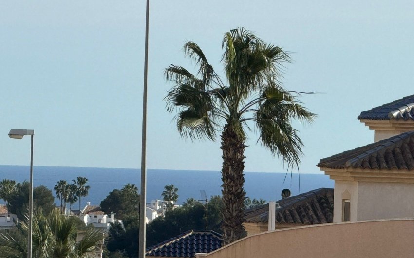 Resale - Villa -
Orihuela Costa - Costa Blanca