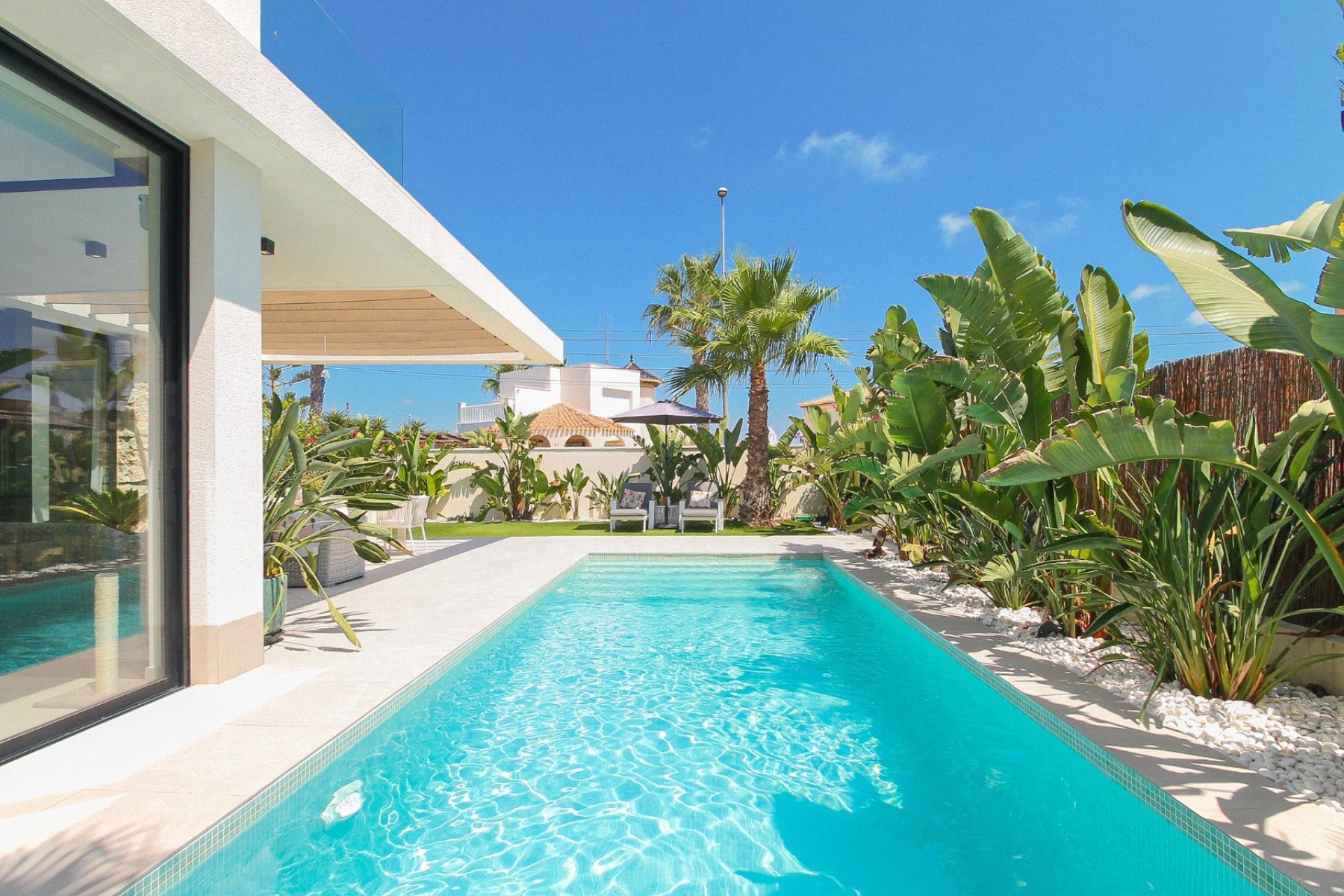 Resale - Villa -
Orihuela Costa - Costa Blanca