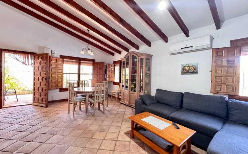 Resale - Villa -
Orihuela Costa - Costa Blanca
