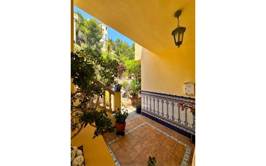 Resale - Villa -
Orihuela Costa - Costa Blanca