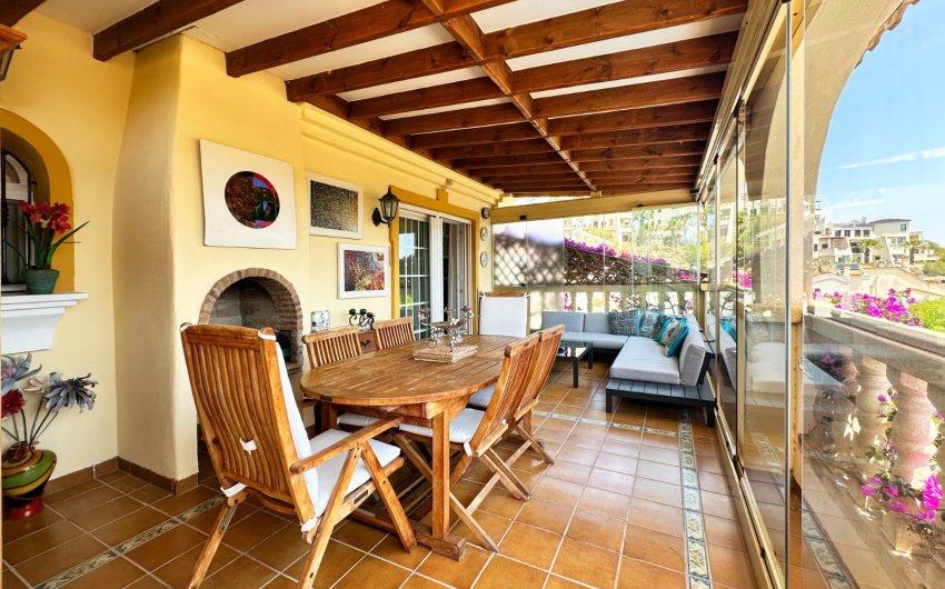 Resale - Villa -
Orihuela Costa - Costa Blanca