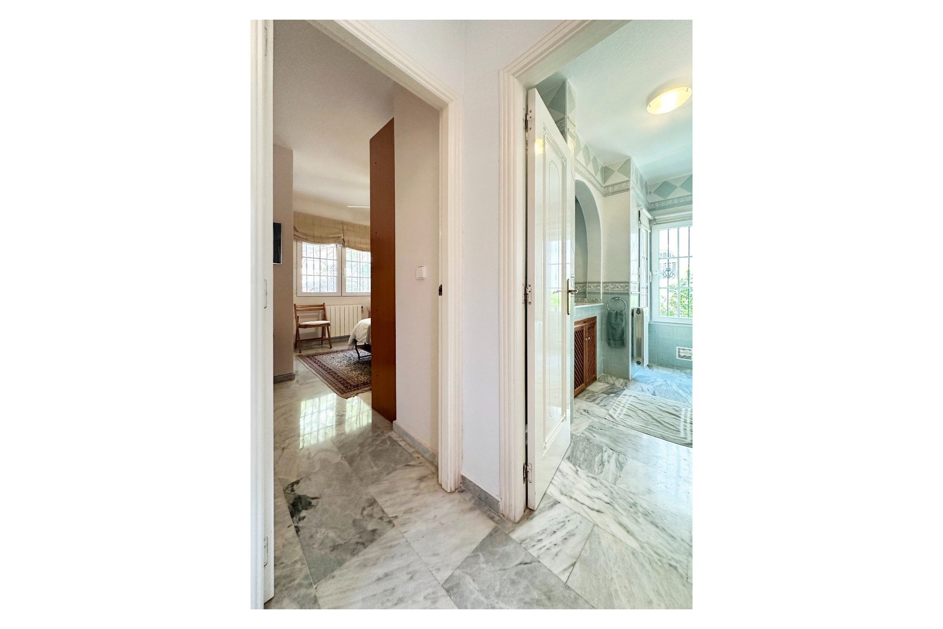 Resale - Villa -
Orihuela Costa - Costa Blanca