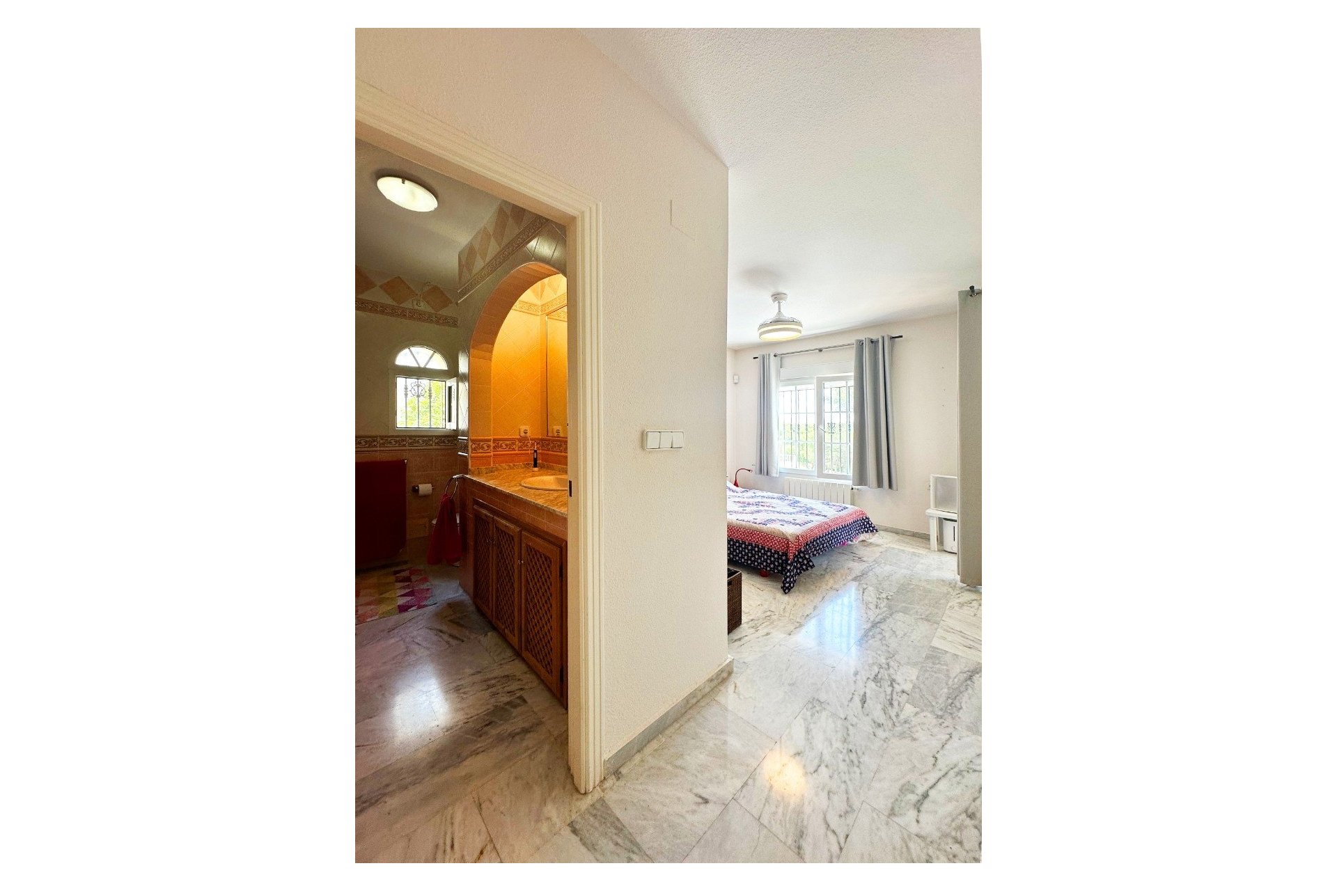Resale - Villa -
Orihuela Costa - Costa Blanca