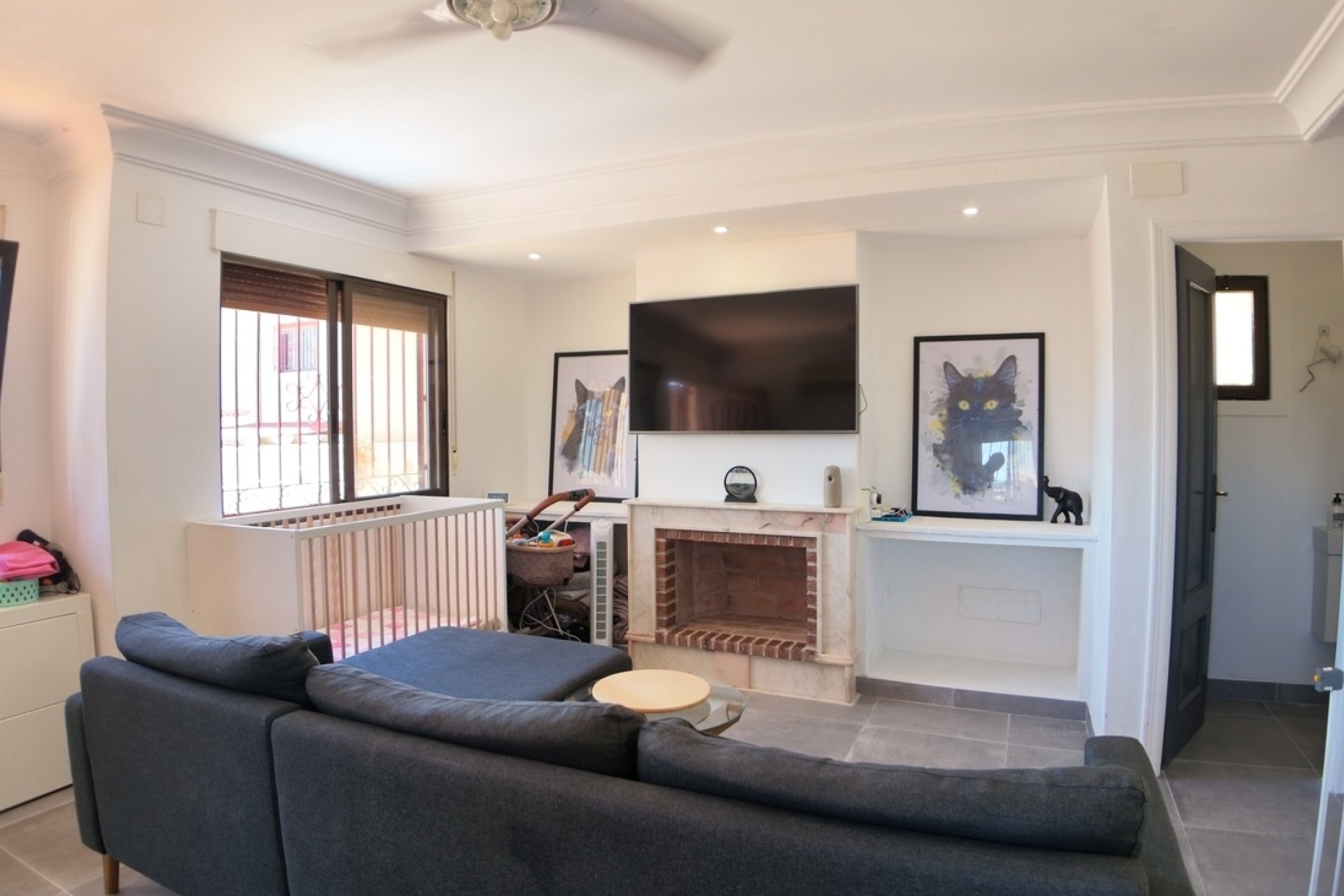 Resale - Villa -
Orihuela Costa - Costa Blanca