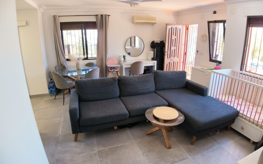Resale - Villa -
Orihuela Costa - Costa Blanca