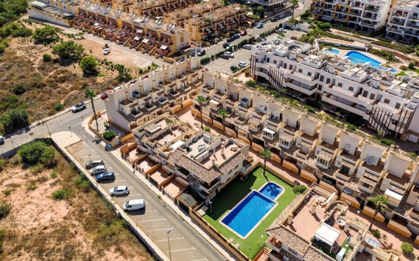 Resale - Villa -
Orihuela Costa - Costa Blanca