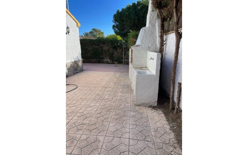 Resale - Villa -
Orihuela Costa - Costa Blanca
