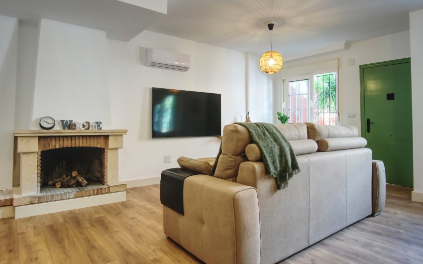 Resale - Villa -
Orihuela Costa - Costa Blanca