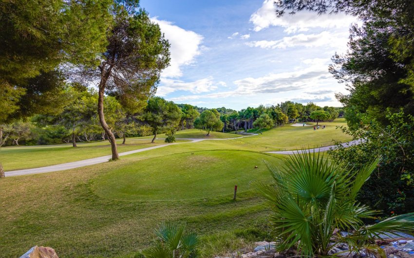 Resale - Villa -
Orihuela Costa - Costa Blanca