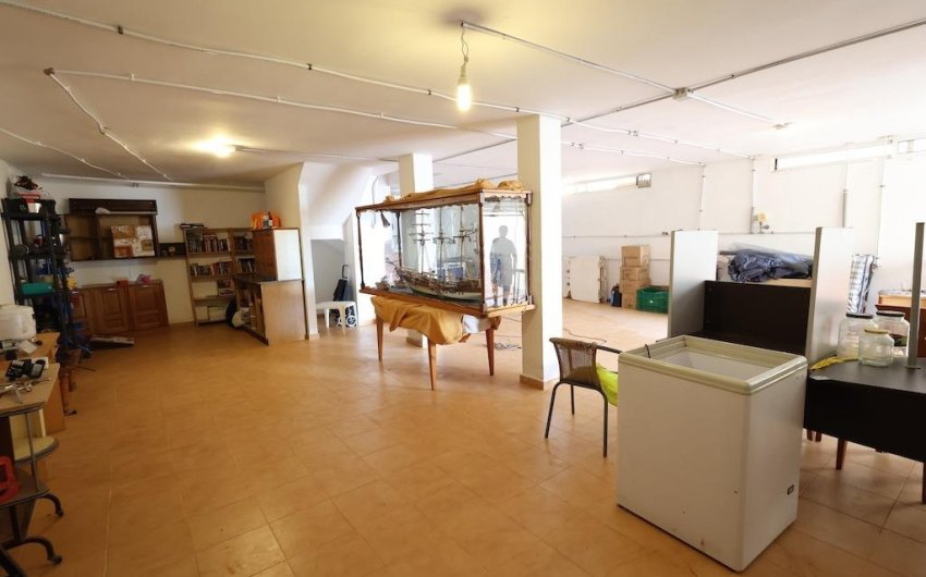 Resale - Villa -
Orihuela Costa - Costa Blanca