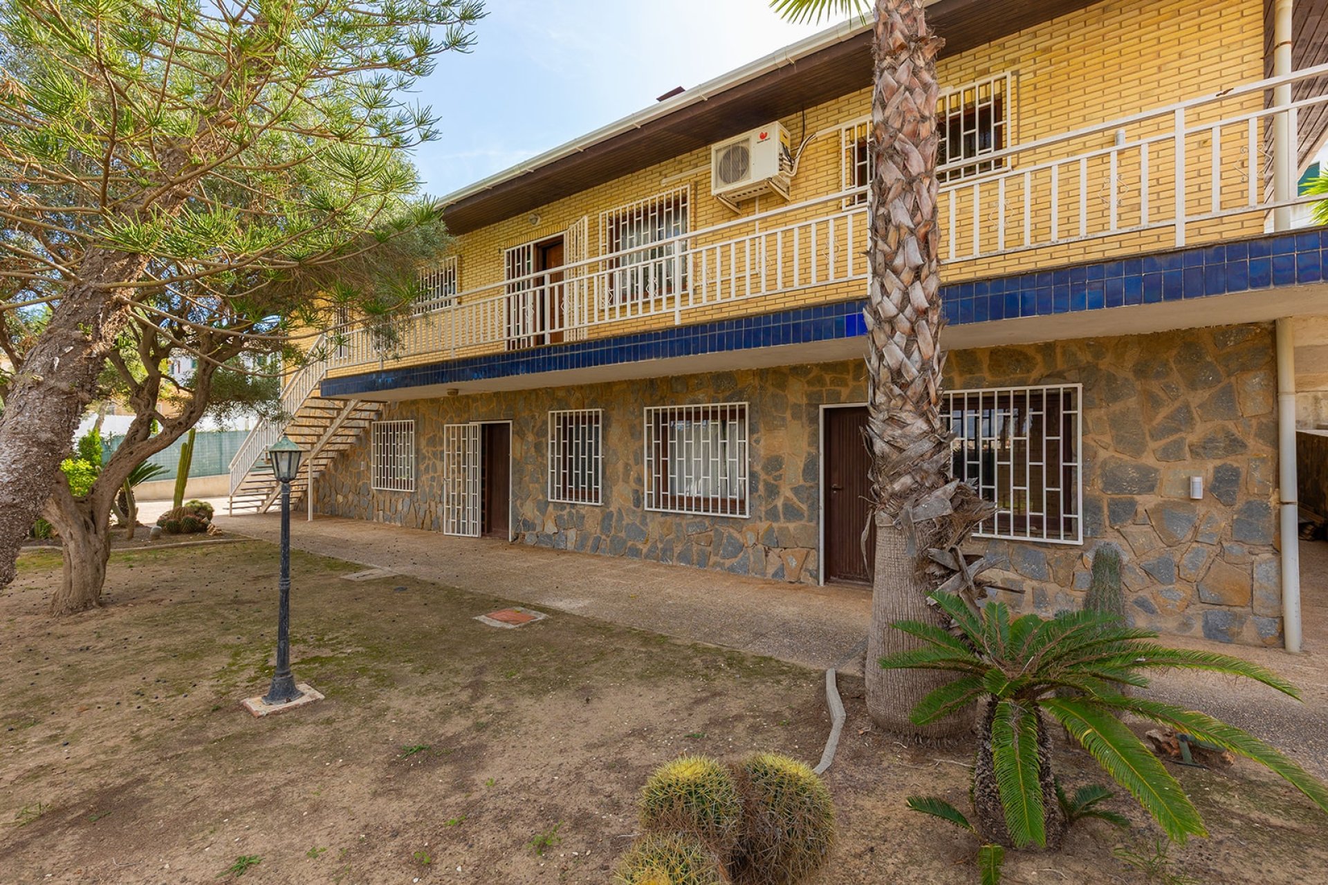 Resale - Villa -
Orihuela Costa - Costa Blanca