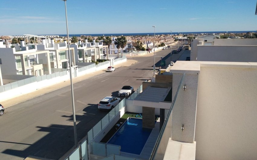 Resale - Villa -
Orihuela Costa - Costa Blanca