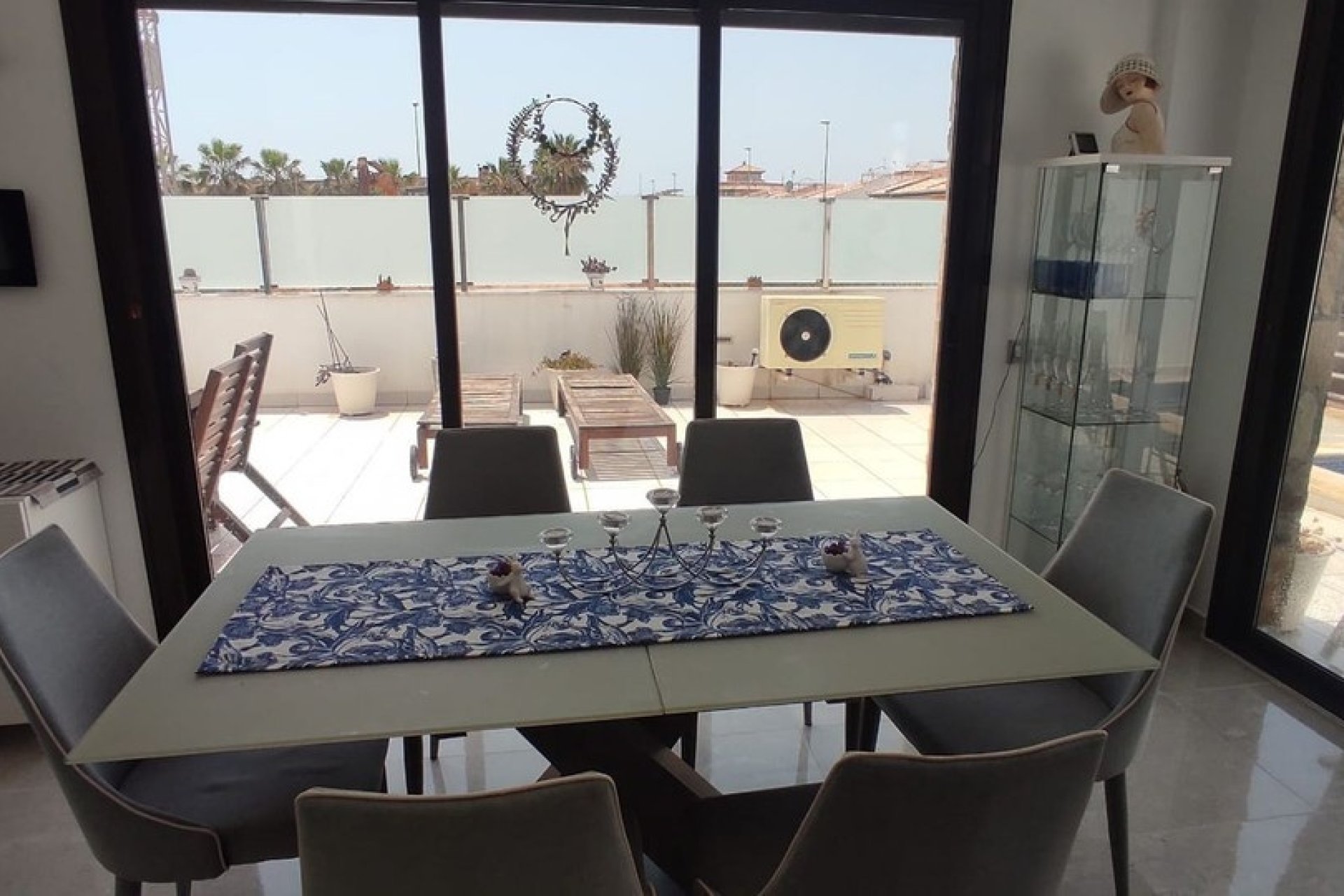 Resale - Villa -
Orihuela Costa - Costa Blanca