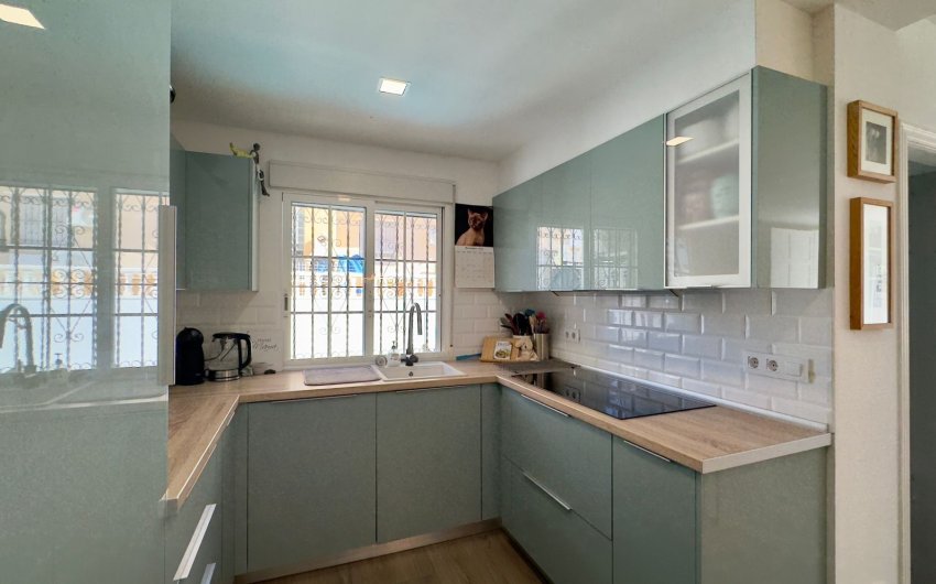 Resale - Villa -
Orihuela Costa - Costa Blanca