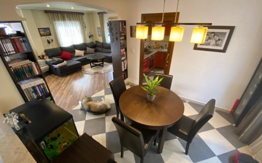 Resale - Villa -
Orihuela Costa - Costa Blanca