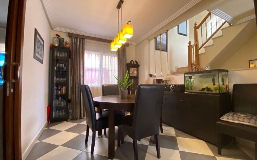 Resale - Villa -
Orihuela Costa - Costa Blanca