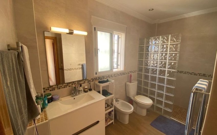 Resale - Villa -
Orihuela Costa - Costa Blanca