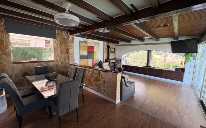 Resale - Villa -
Orihuela Costa - Costa Blanca