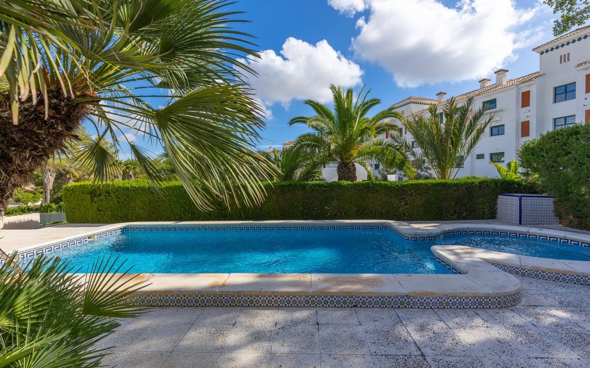 Resale - Villa -
Orihuela Costa - Costa Blanca