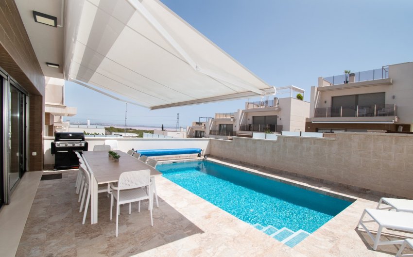 Resale - Villa -
Orihuela Costa - Costa Blanca