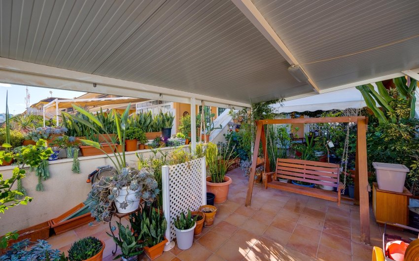 Resale - Villa -
Orihuela Costa - Costa Blanca