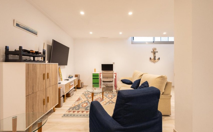 Resale - Villa -
Orihuela Costa - Costa Blanca