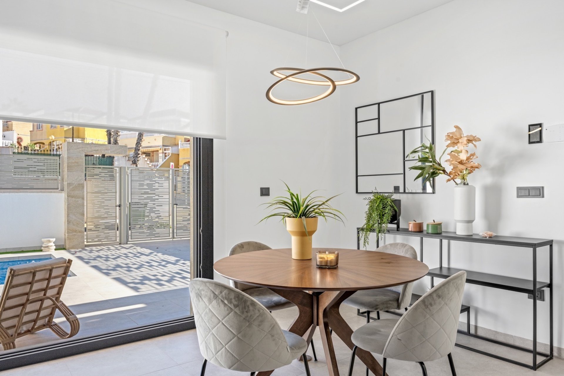 Resale - Villa -
Orihuela Costa - Costa Blanca