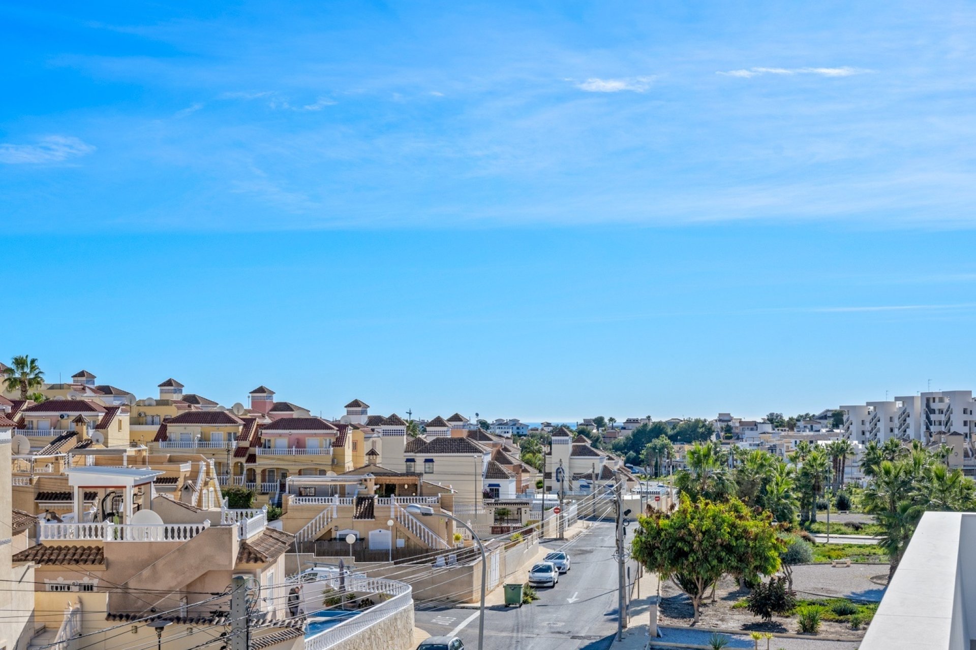 Resale - Villa -
Orihuela Costa - Costa Blanca