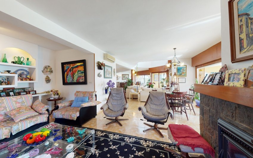 Resale - Villa -
Orihuela Costa - Costa Blanca