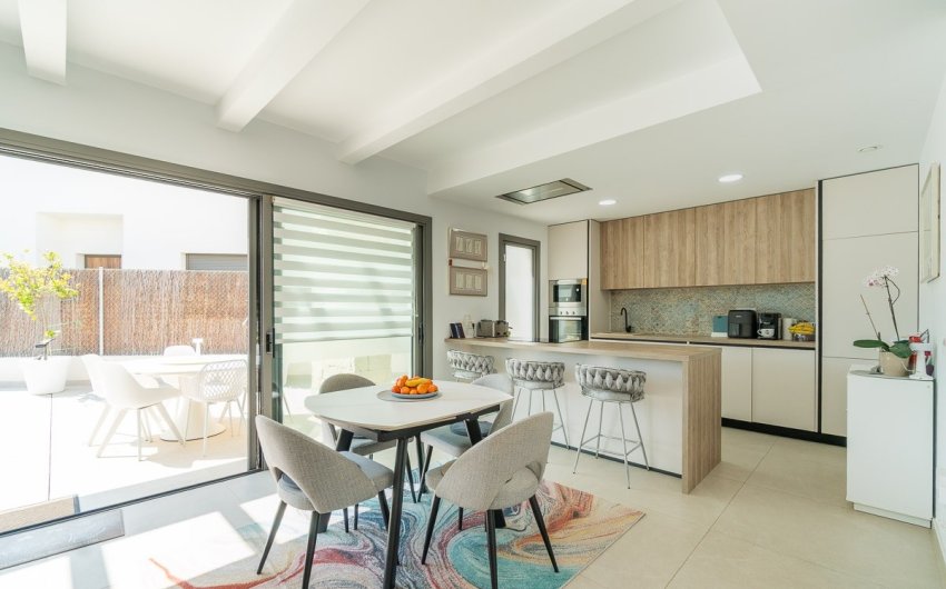 Resale - Villa -
Orihuela Costa - Costa Blanca