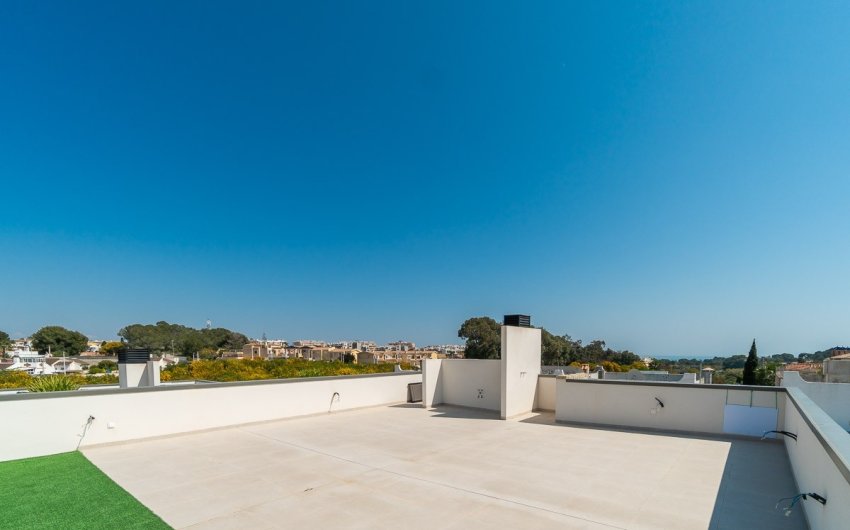 Resale - Villa -
Orihuela Costa - Costa Blanca