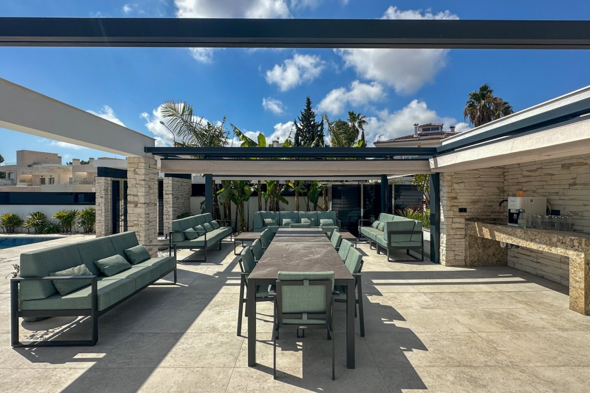 Resale - Villa -
Orihuela Costa - Costa Blanca