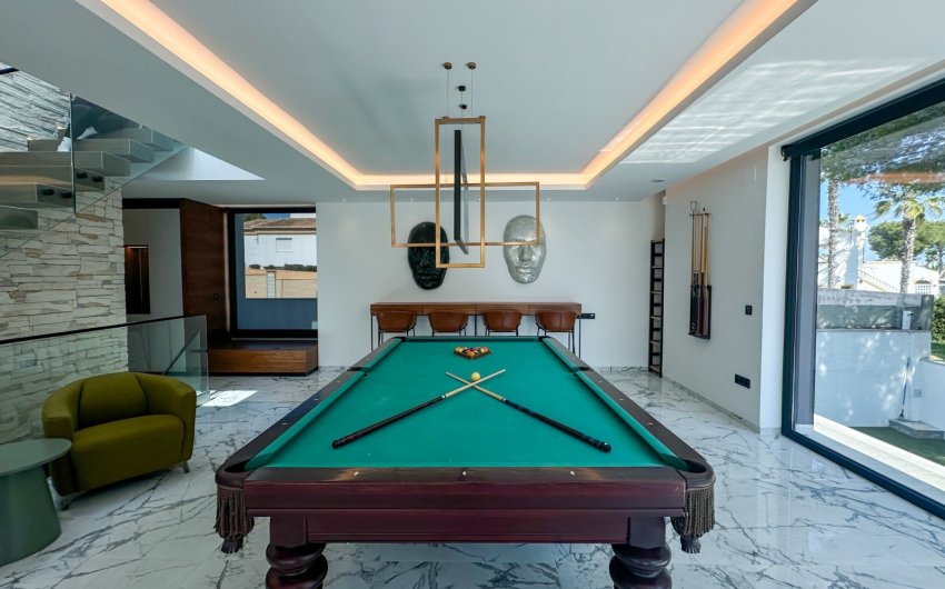 Resale - Villa -
Orihuela Costa - Costa Blanca