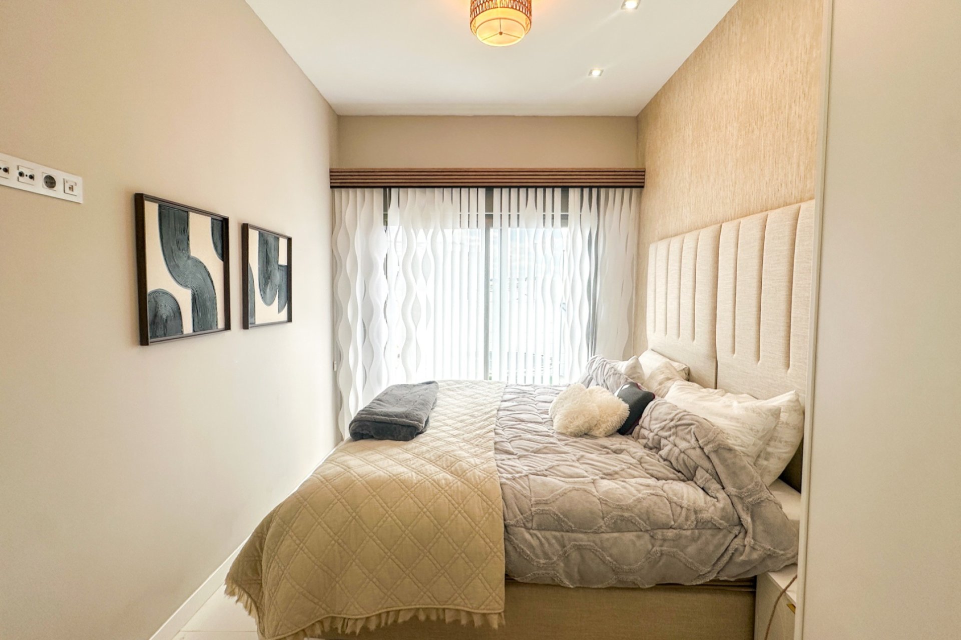 Resale - Villa -
Orihuela Costa - Costa Blanca