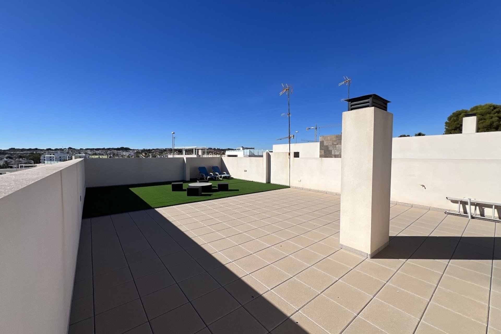 Resale - Villa -
Orihuela Costa - Costa Blanca