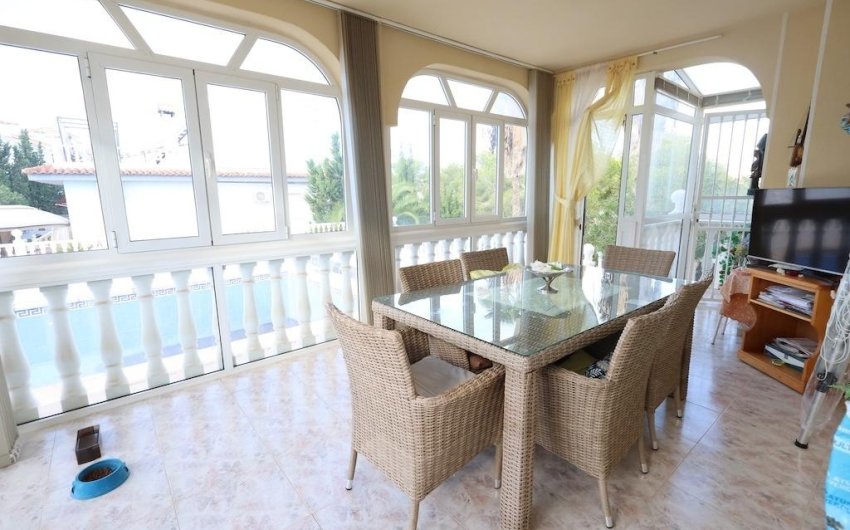 Resale - Villa -
Orihuela Costa - Costa Blanca