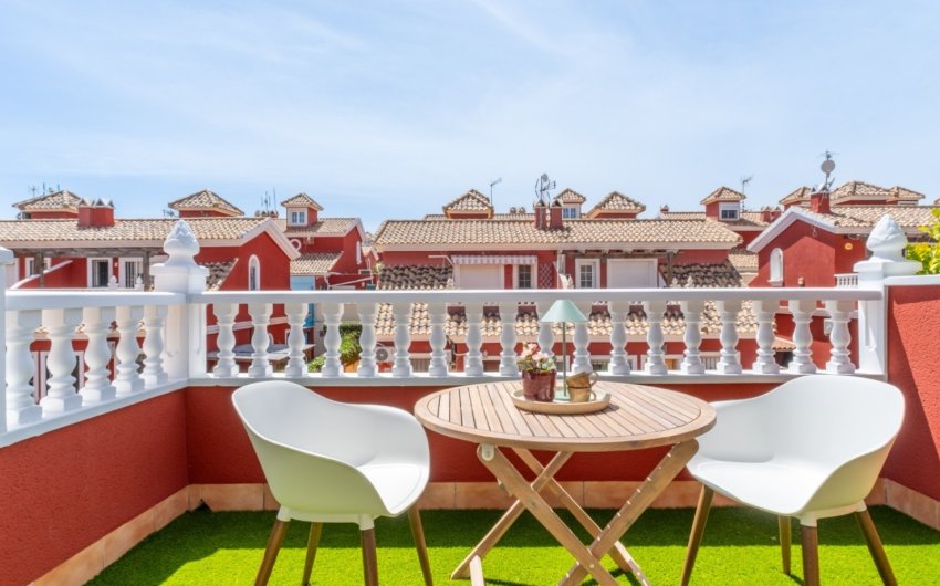 Resale - Villa -
Orihuela Costa - Costa Blanca