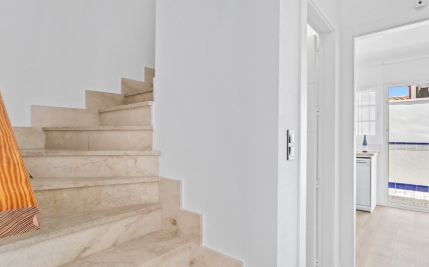 Resale - Villa -
Orihuela Costa - Costa Blanca