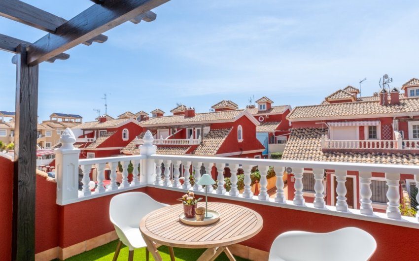 Resale - Villa -
Orihuela Costa - Costa Blanca