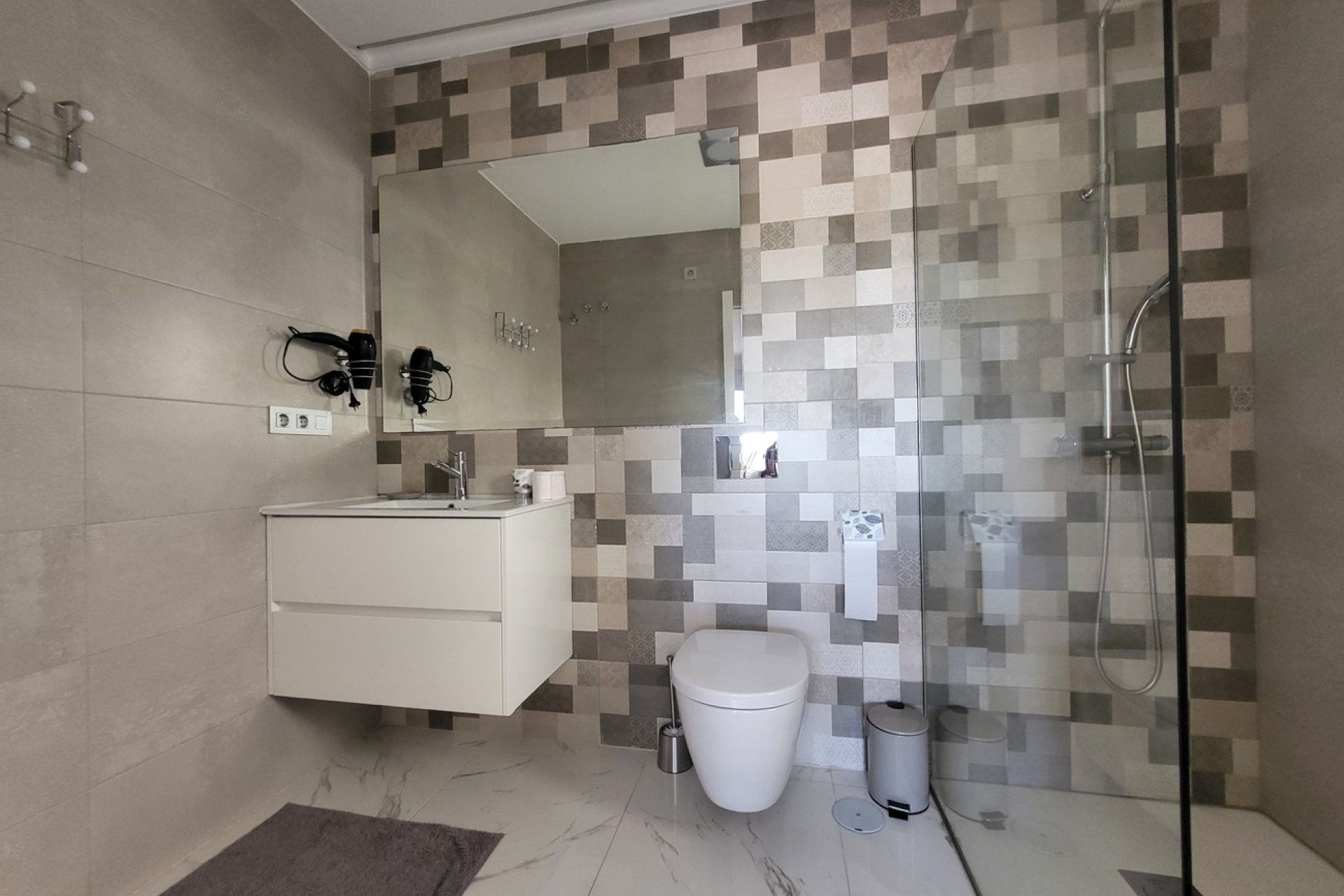 Resale - Villa -
Orihuela Costa - Costa Blanca