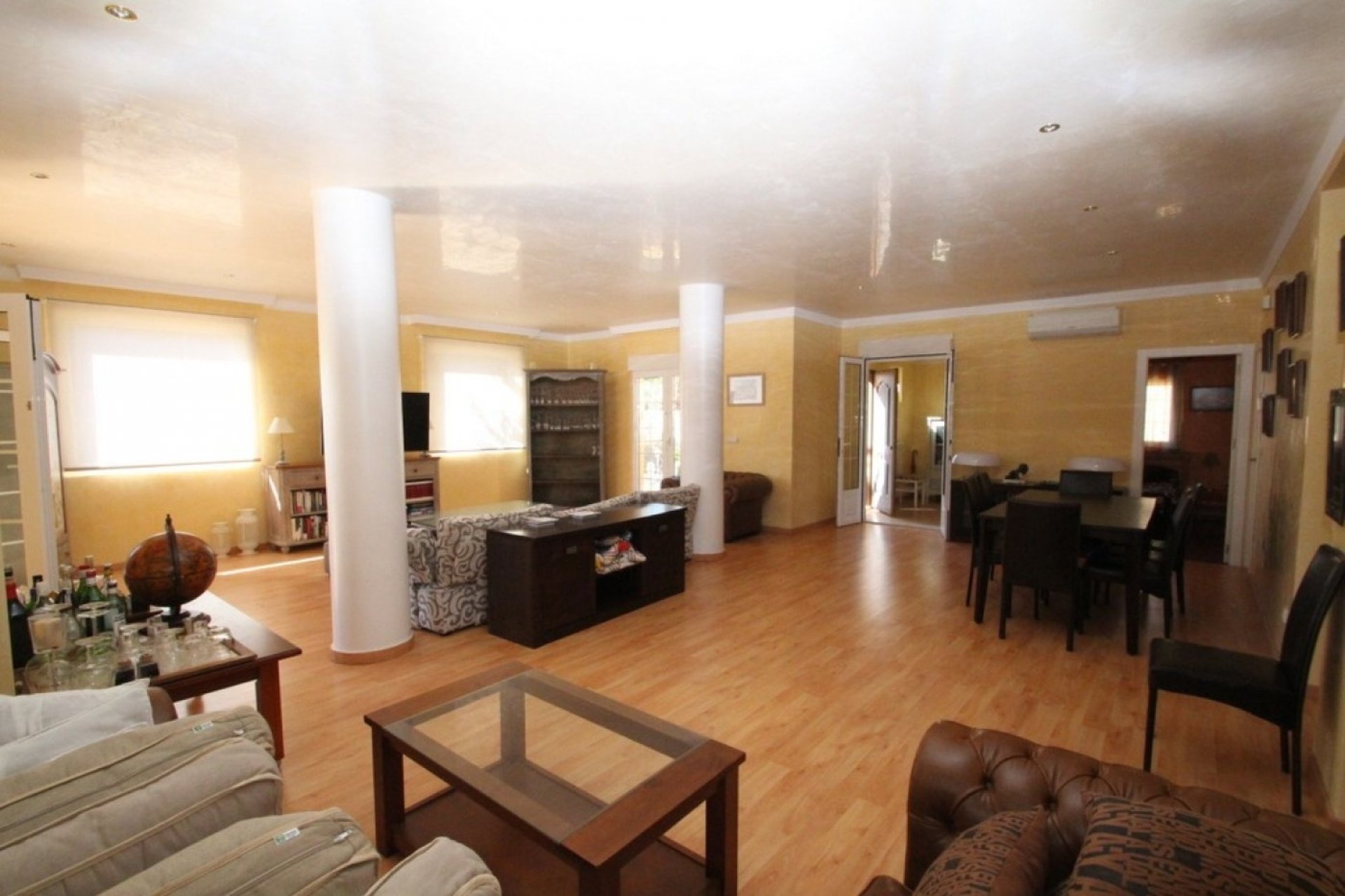 Resale - Villa -
Orihuela Costa - Costa Blanca