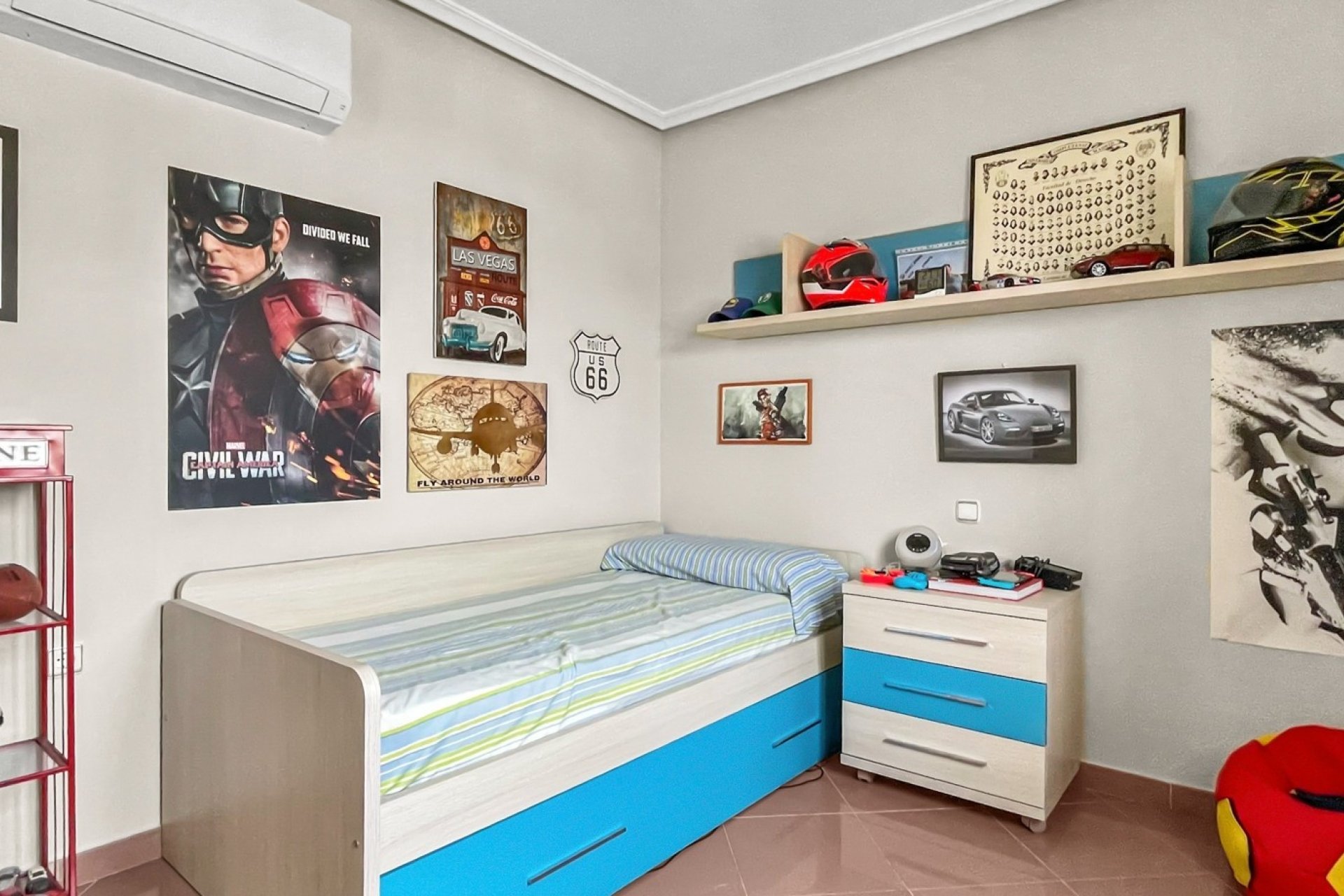 Resale - Villa -
Orihuela Costa - Costa Blanca