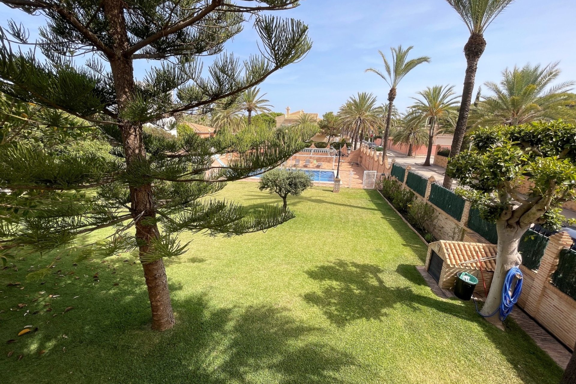 Resale - Villa -
Orihuela Costa - Costa Blanca