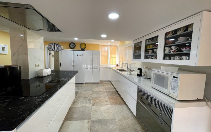 Resale - Villa -
Orihuela Costa - Costa Blanca