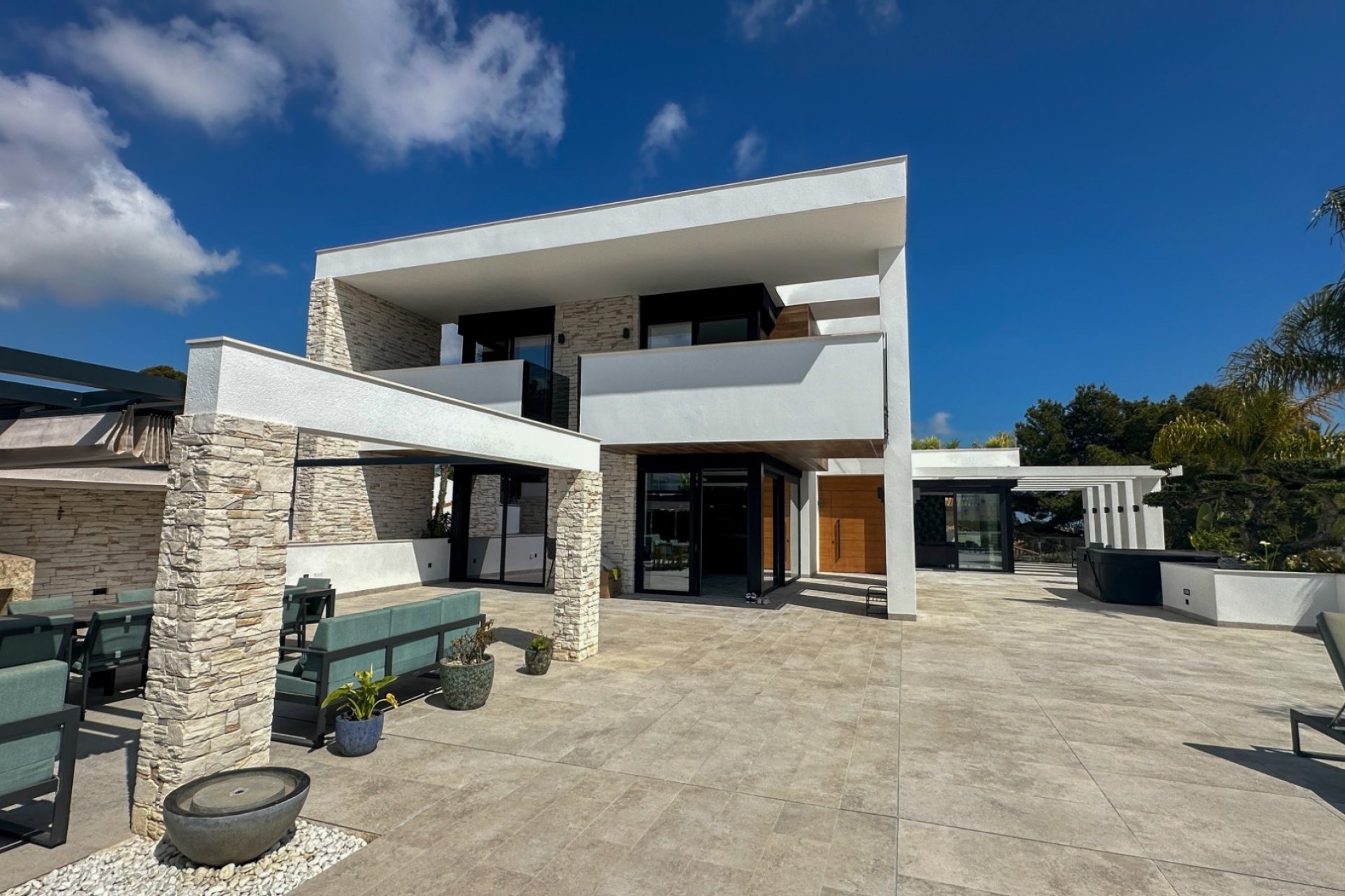 Resale - Villa -
Orihuela Costa - Costa Blanca