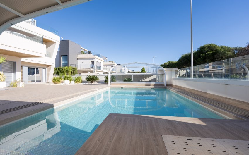 Resale - Villa -
Orihuela Costa - Costa Blanca