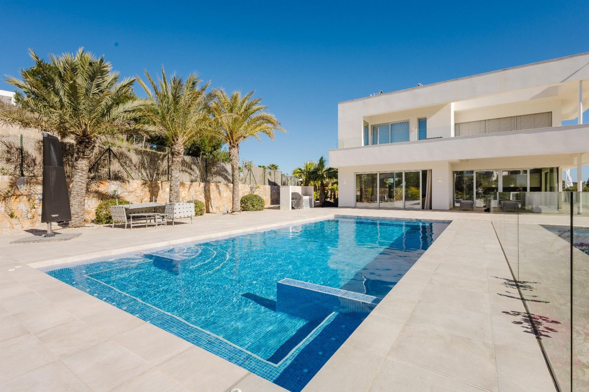 Resale - Villa -
Orihuela Costa - Costa Blanca