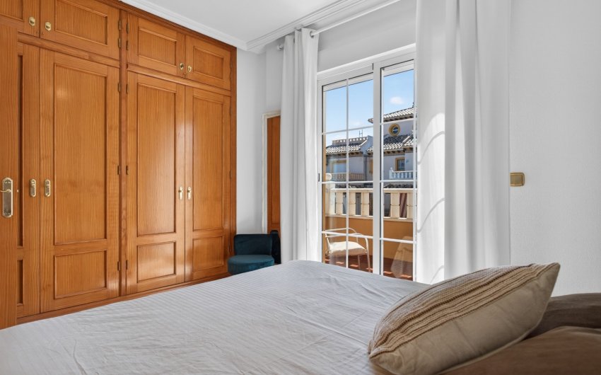 Resale - Villa -
Orihuela Costa - Costa Blanca