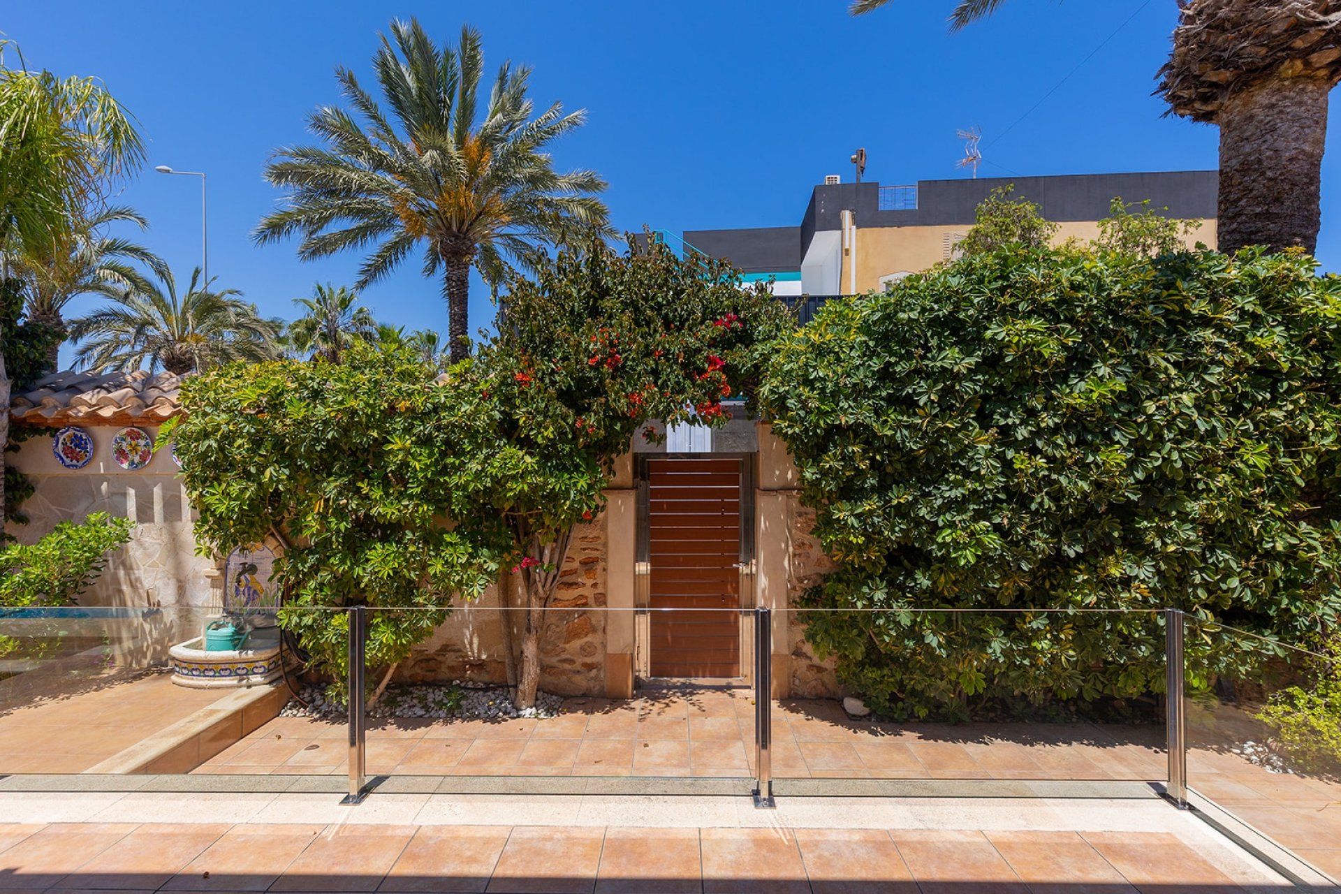 Resale - Villa -
Orihuela Costa - Costa Blanca